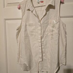 Dip Women’s Sleeveless Button-Down Shirt – White, Size M